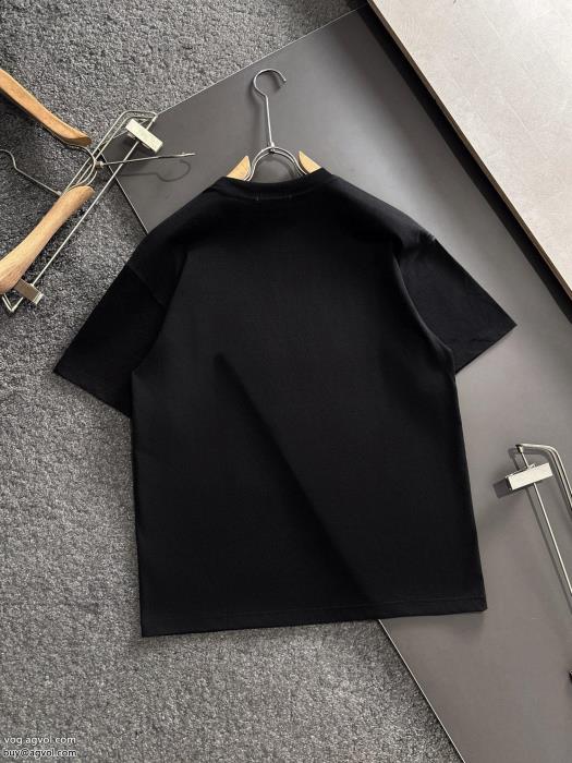 半袖TシャツPRADAブランド コピー  魅力的なポイント必見素敵お上品_0_0