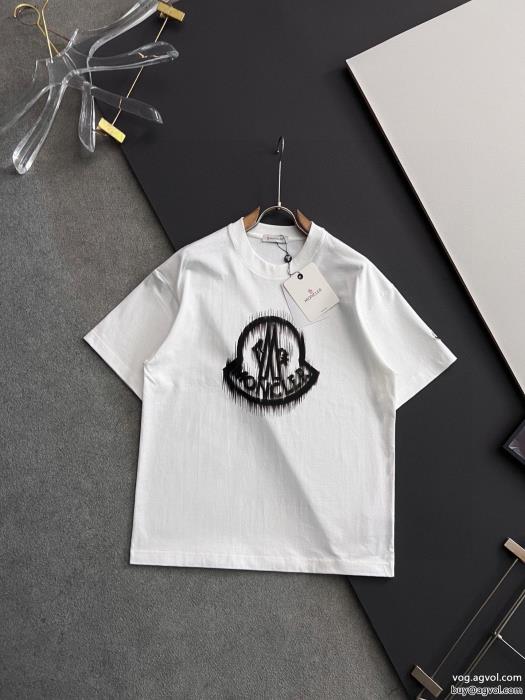 安定感があり毎年爆発的人気MONCLER半袖Tシャツブランド 通販 激安_0_1