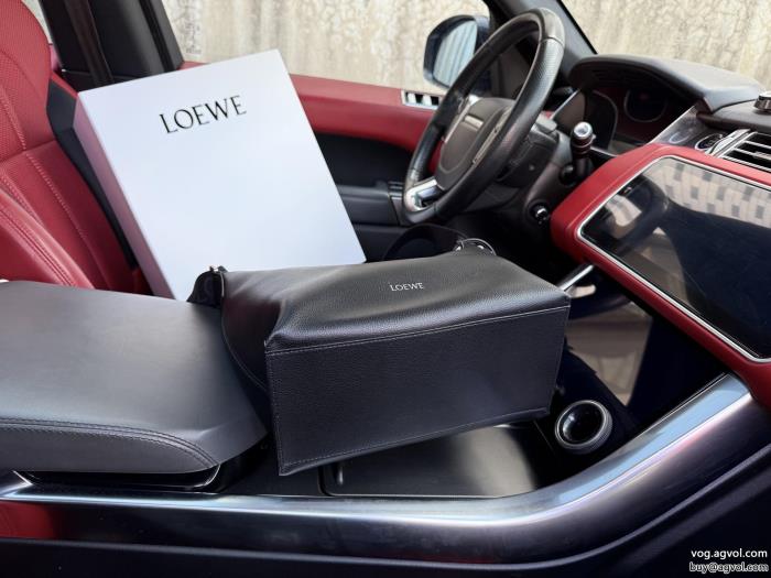 バッグ可愛い完売確実  大人気話題が沸騰中コピー 商品 通販LOEWE_0_2