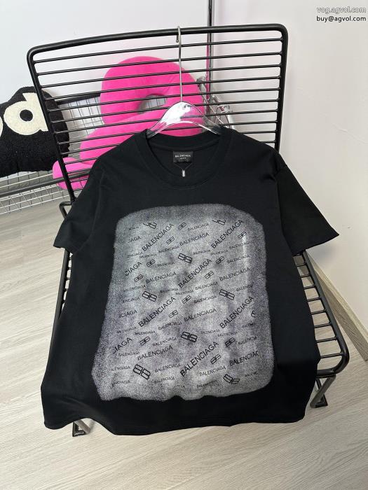 毎日に上質を 今年流大人っぽさbalenciaga半袖Tシャツコピー ブランド 通販 安心_0_3