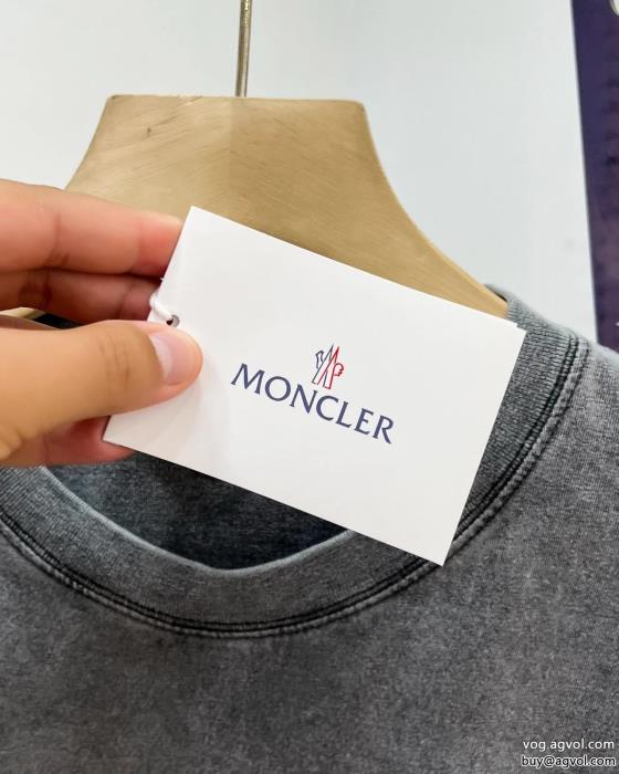 激安 通販 ブランド半袖TシャツMONCLER超必須アイテム有用性が高い便利アイテム_0_5