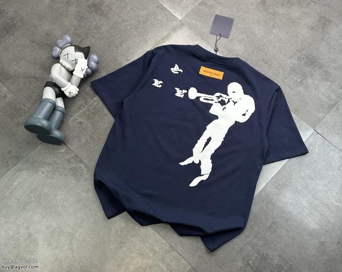 ブランド 偽物清潔感溢れる2025新作も続々登場!LOUIS VUITTON半袖Tシャツ_0_1