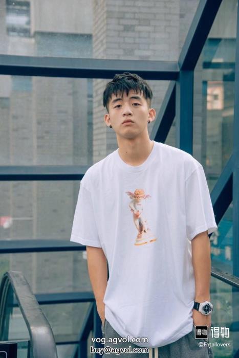 NEW素敵2025年新作通販SUPREME偽 ブランド 販売半袖Tシャツ_0_2