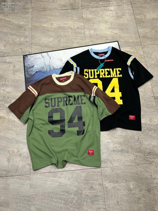 シュプリームスーパー コピー 安心優秀なアイテム人気沸騰中半袖Tシャツ_0_3