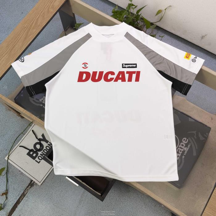 半袖TシャツSUPREMEスーパー コピー 安心芸能人愛用ブランド軽やかな素材感_0_1