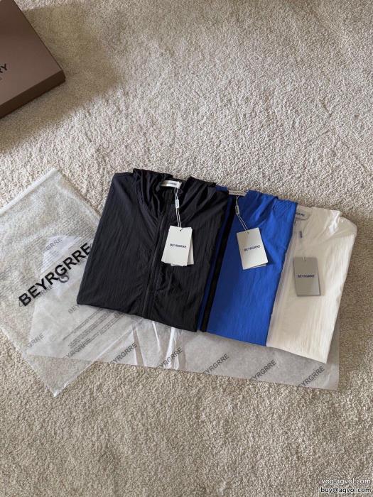 BURBERRYスーパー ブランド コピーコート今年コレクション新作登場！快適な着心地_0_3