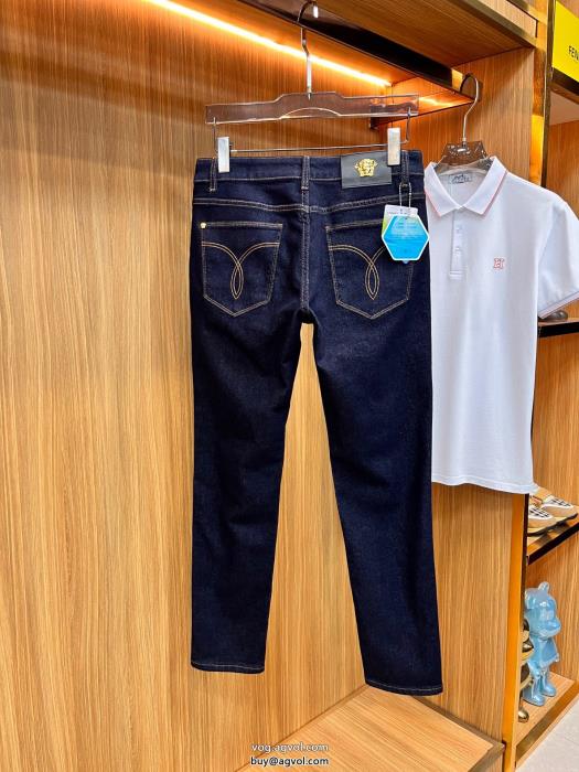 ヴェルサーチジーンズオシャレな印象に贅沢な逸品ブランド コピー 着払い_0_0