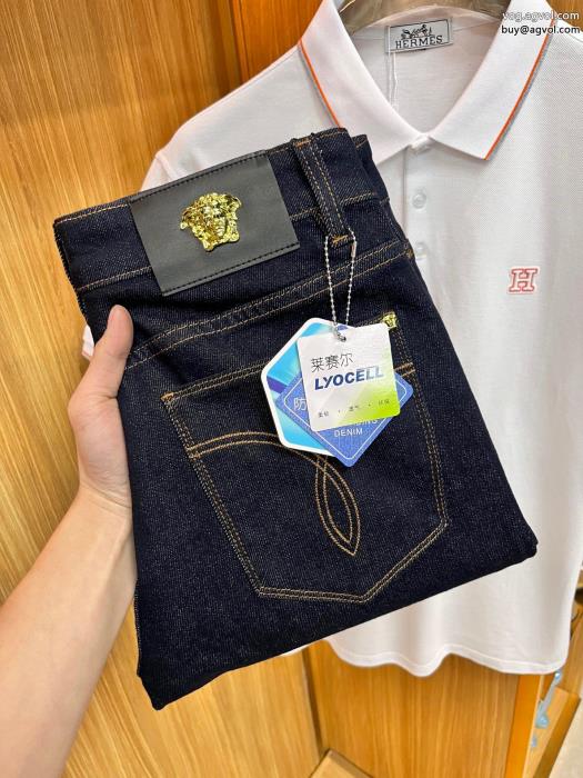 ヴェルサーチジーンズオシャレな印象に贅沢な逸品ブランド コピー 着払い_0_1