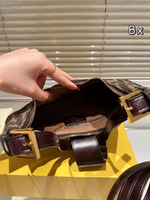 コピー 通販FENDI日本未入荷カラー期間限定VIPセールバッグ_0_2