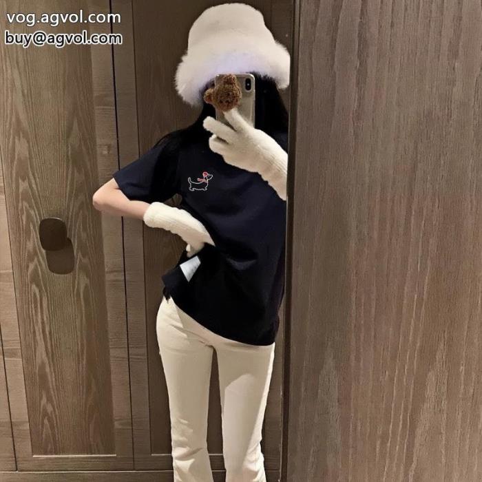 偽 ブランド 23新作限定版プリント優しげ人気アイテムトムブラウン半袖Tシャツ_0_3