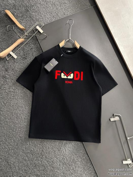 半袖Tシャツ話題の新作到着最新2025ブランド 激安 FENDI_0_1