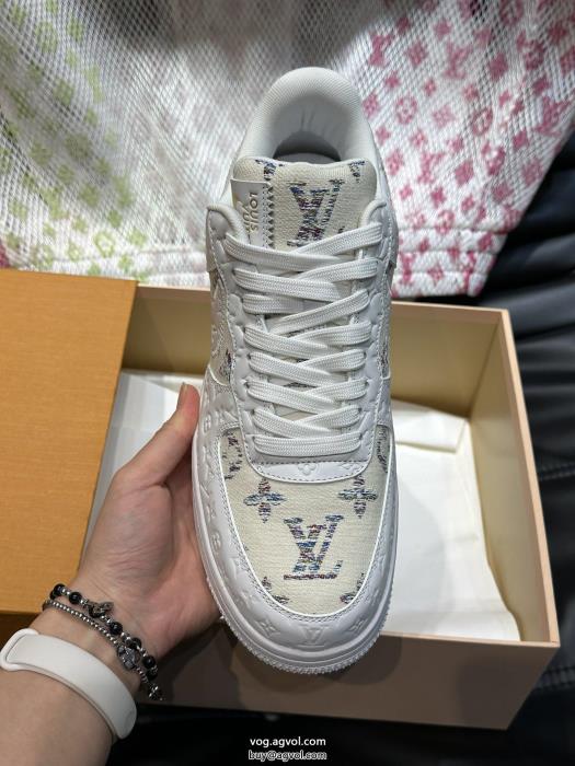 激安 ブランド限定SALE新商品☆完売必至LOUIS VUITTONスニーカー_0_2