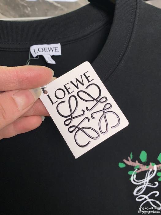 ロエベ夏に爆発的な人気海外直送半袖Tシャツコピー ブランド 優良_0_1