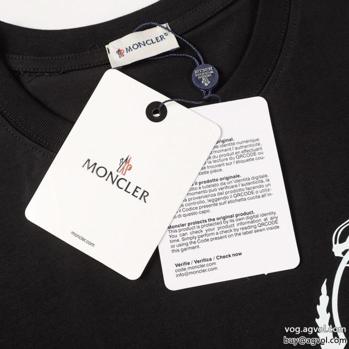 半袖Tシャツ偽 ブランド MONCLER周りの視線を圧倒する新作高級感漂う_0_2