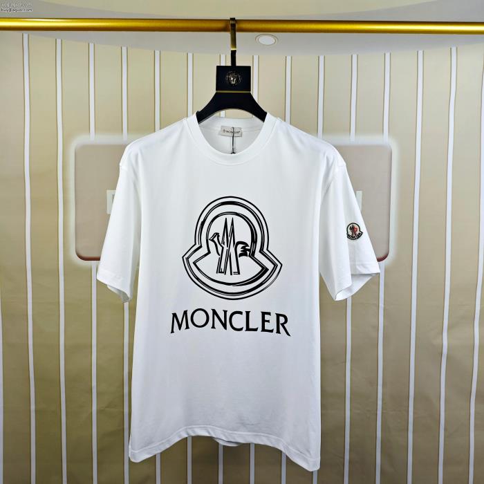 今人気の秘訣ヴィンテージ感MONCLERスーパー コピー 通販半袖Tシャツ_0_0