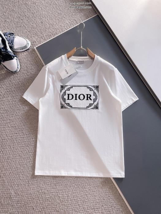 夏の暑い日にも快適に格好良い半袖TシャツDIOR激安 通販 専門_0_1