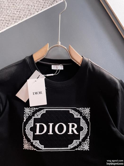 夏の暑い日にも快適に格好良い半袖TシャツDIOR激安 通販 専門_0_3