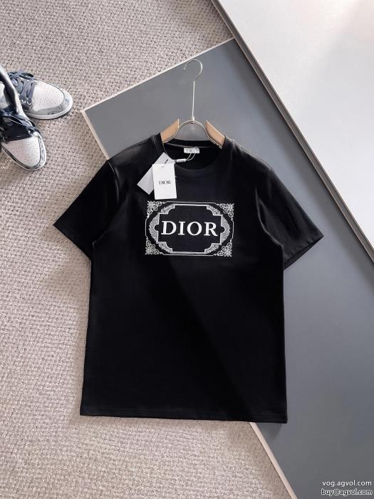 夏の暑い日にも快適に格好良い半袖TシャツDIOR激安 通販 専門_0_4