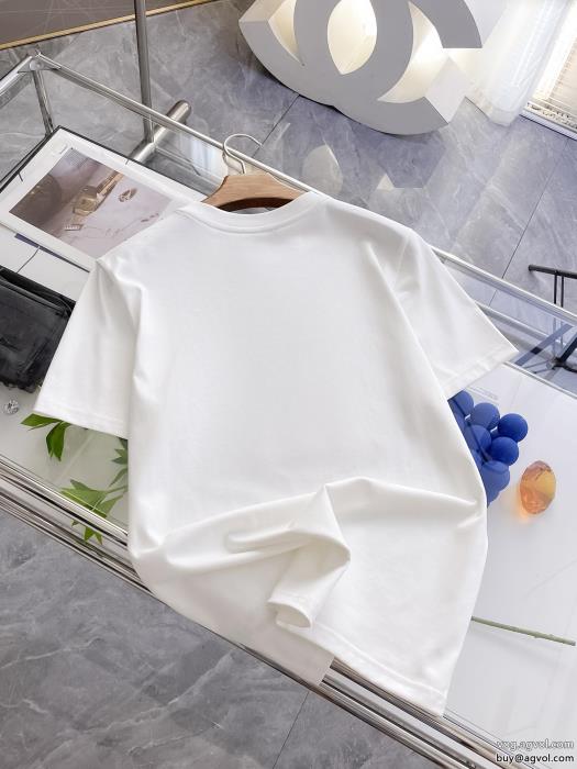 モンクレール偽 ブランド 販売絶妙な抜け感大人の余裕が漂う半袖Tシャツ_0_1