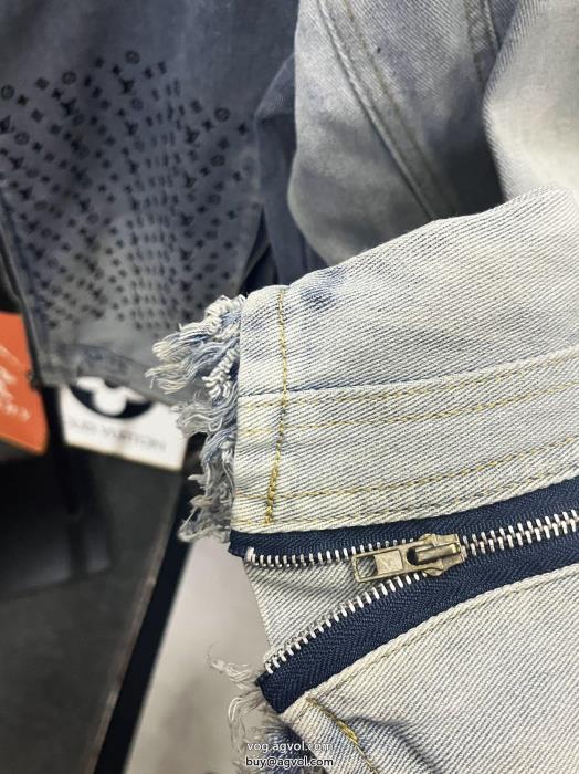 少量入荷☆限定モデル定番のスタイル2025限定偽 ブランド コートLOUIS VUITTON_0_1