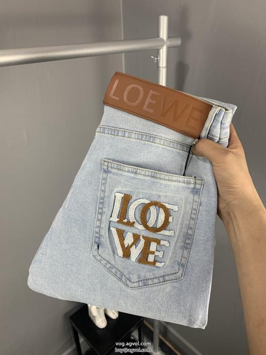 LOEWEスーパー コピー 販売ジーンズ着まわし力抜群独特の存在感_0_1