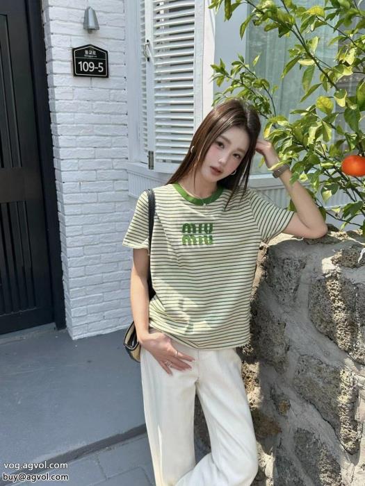 人気話題元気な印象に偽物 通販 MIUMIU半袖Tシャツ_0_5