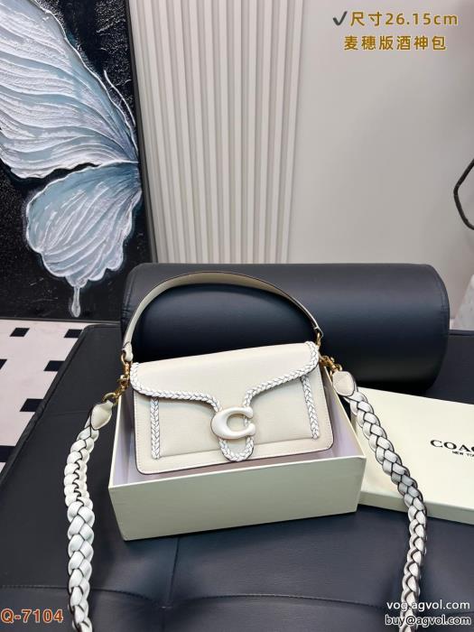 今季はファション感漂う定番人気偽物 ブランド 販売バッグCOACH_0_4