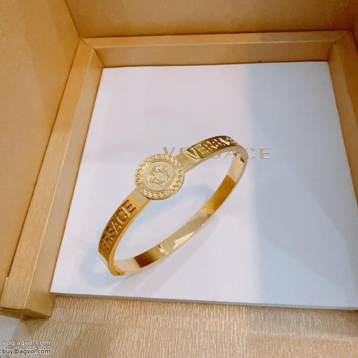 腕輪贅沢な逸品夏にぴったり限定アイテムブランド 偽物 激安VERSACE_0_3