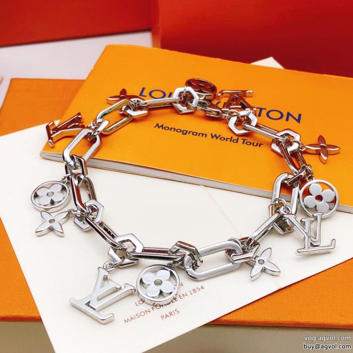 ネックレスLOUIS VUITTON2025年2025シーズンに登場夏の最新ファッション偽物 ブランド ショップ_0_3