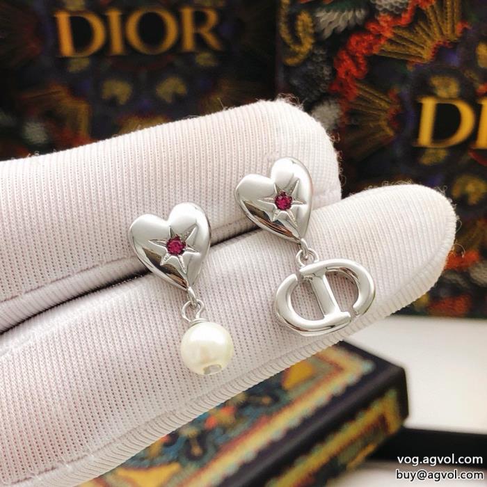 イヤリング偽物 ブランド発表の新作モデルオシャレ度アップDIOR_0_3