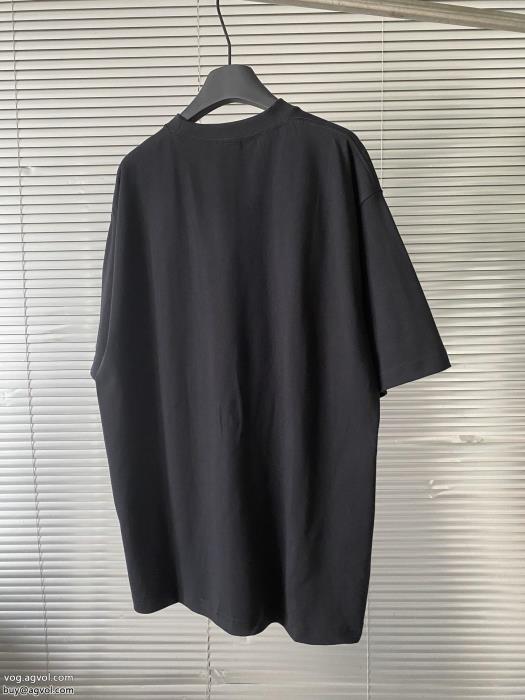 肌触りの着心地が良く 23AW お早目にブランド 激安balenciaga半袖Tシャツ_0_3
