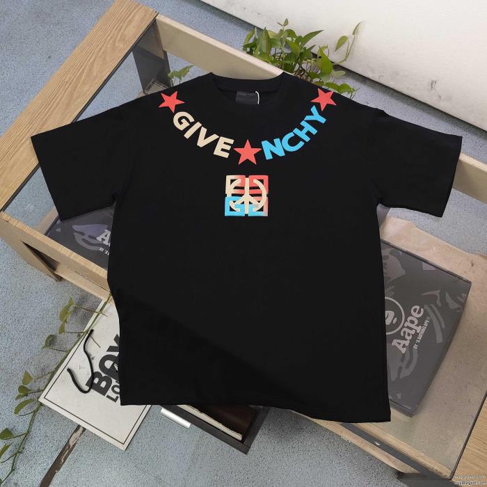 ブランド コピー 販売日本未入荷最新話題沸騰中GIVENCHY半袖Tシャツ_0_1