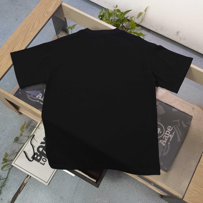 ブランド コピー 販売日本未入荷最新話題沸騰中GIVENCHY半袖Tシャツ_0_2
