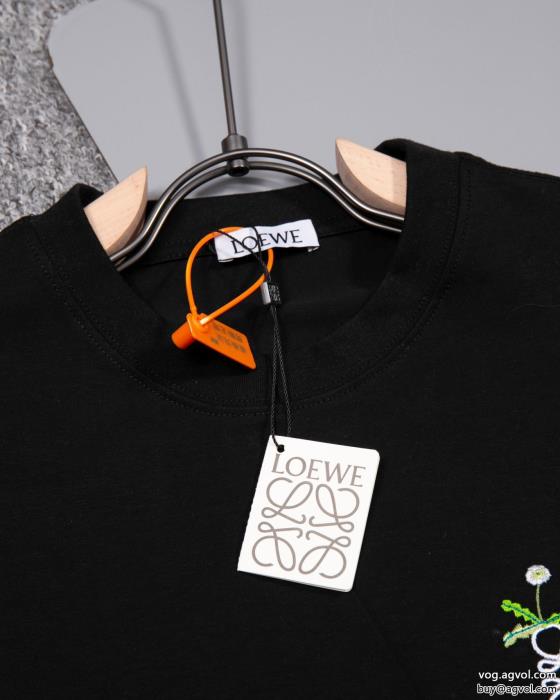 限定生産品2025のトレンドロエベブランド 偽物 通販半袖Tシャツ_0_4