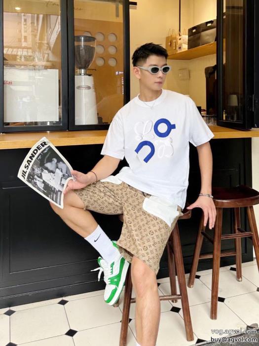 完売必須定番人気ロエベスーパー コピー ブランド 通販半袖Tシャツ_0_1