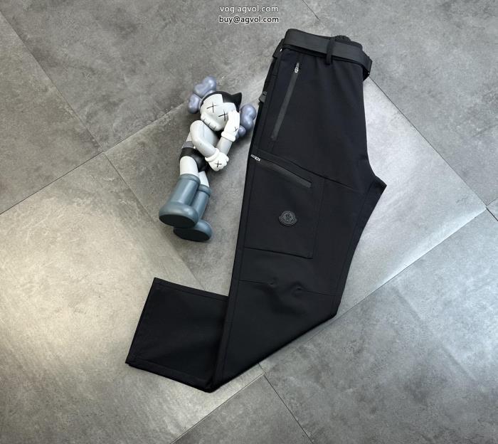 スラックス涼しげな印象の毎年爆発的人気ブランド コピー ショップMONCLER_0_0