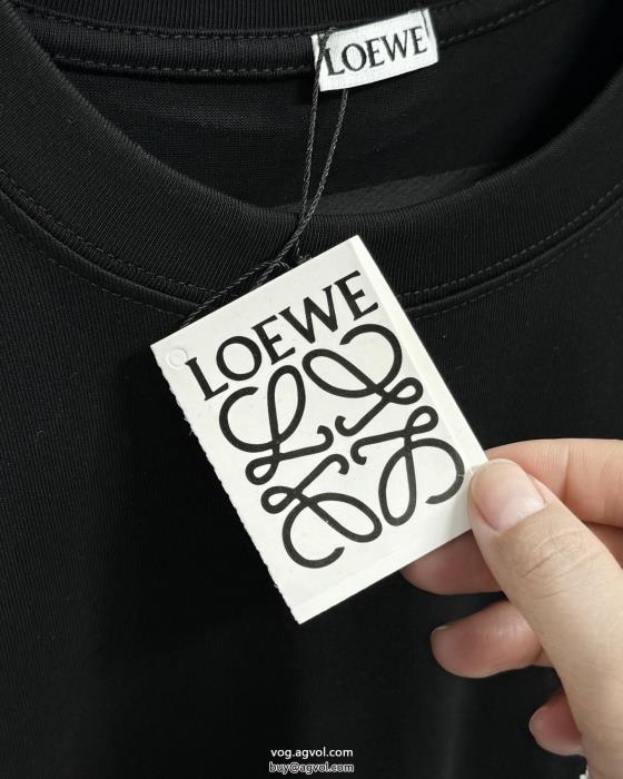 23SS海外直営安定感があり偽 ブランド LOEWE半袖Tシャツ_0_3