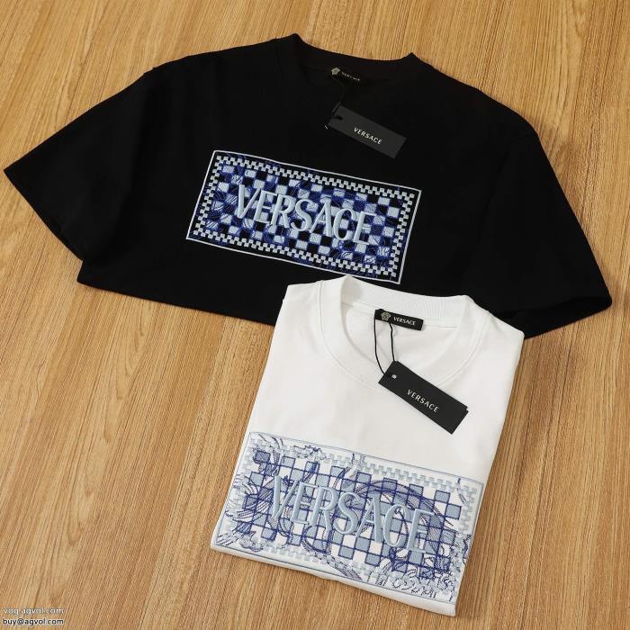 半袖Tシャツヴェルサーチコピー 品 ブランド夏に爆発的な人気定番人気最新作_0_2