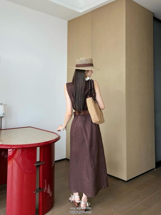SS25注目スタイル最終セールLOEWEスーパー コピー 品ワンピース_0_4