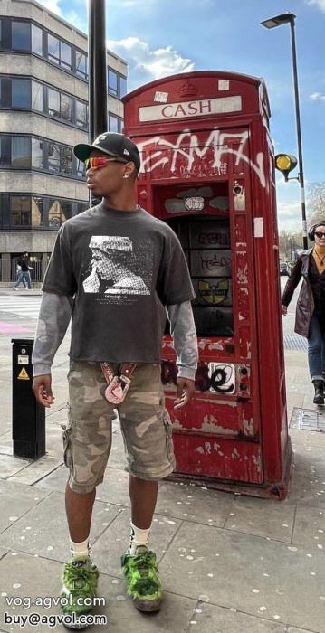 コピー 商品 通販唯一無二の存在高品質素材POLICE半袖Tシャツ_0_0