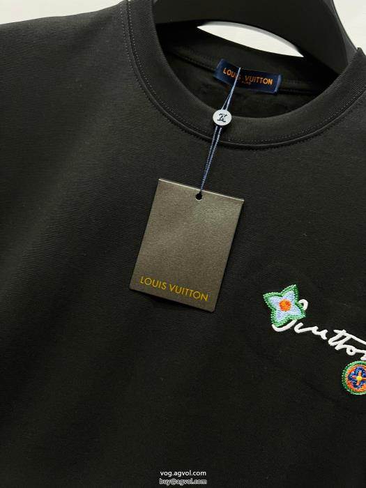 ブランド コピー 販売 LOUIS VUITTON高級感あるスタイル2025最新作　完売必至半袖Tシャツ_0_2