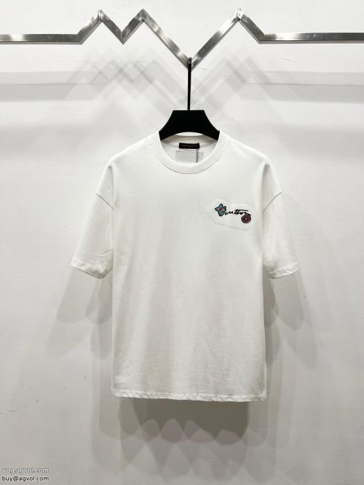 ブランド コピー 販売 LOUIS VUITTON高級感あるスタイル2025最新作　完売必至半袖Tシャツ_0_4