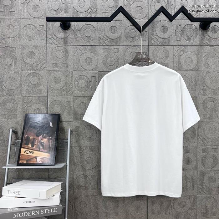 FENDIブランド コピー 激安高級感が好評ですロゴが素敵半袖Tシャツ_0_4