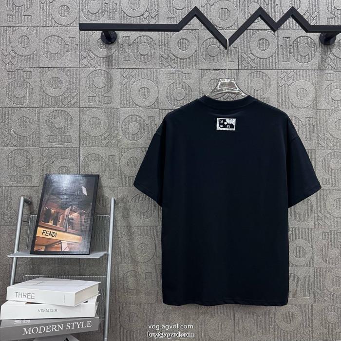 フェンディブランド レプリカ半袖Tシャツ正規品保証2025毎年大人気商品_2_3