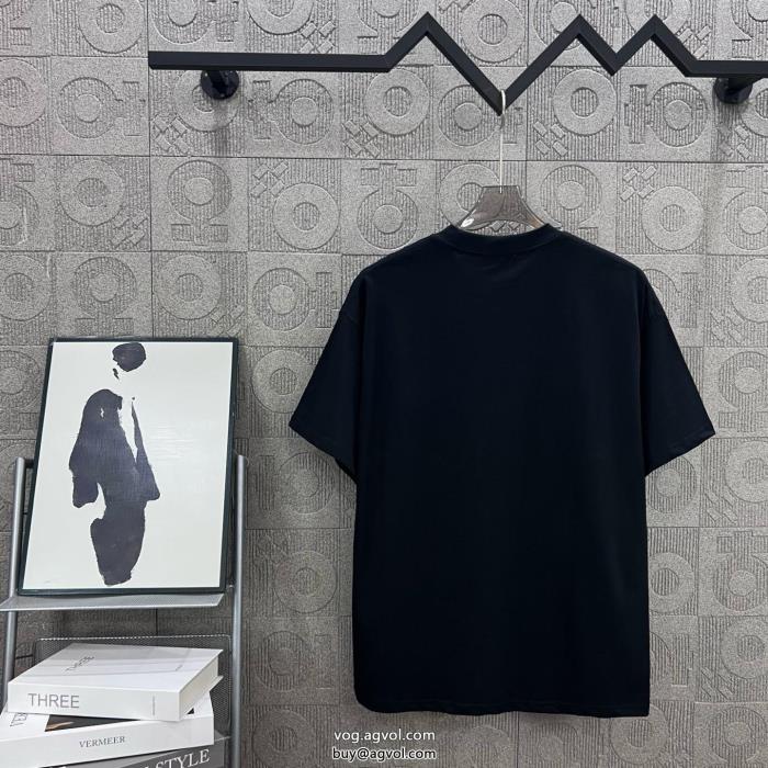 お洒落さんの愛用率が高い最大の魅力ブランド 偽物モンクレール半袖Tシャツ_0_0