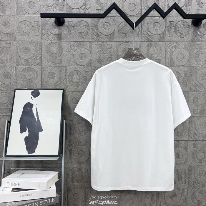 お洒落さんの愛用率が高い最大の魅力ブランド 偽物モンクレール半袖Tシャツ_0_4