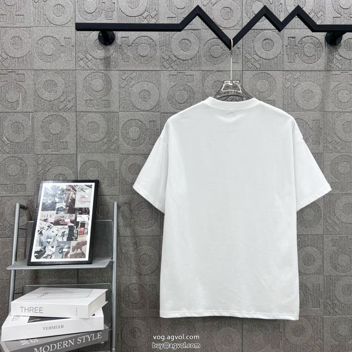 ロエベ半袖Tシャツ風合いが魅力2025年夏最新作スーパー コピー ブランド 専門_0_5