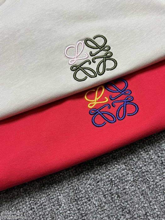 LOEWE半袖Tシャツ大人の色気を印象に王道コンビスーパー コピー ブランド_0_2