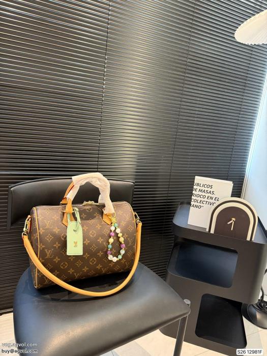 バッグLOUIS VUITTON2025年春限定 永遠の定番最新人気　話題沸騰中ブランド コピー 優良_0_1