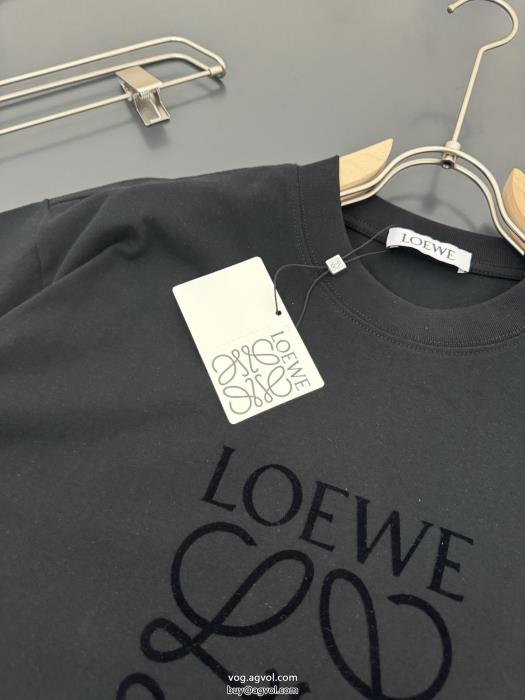 ブランド コピー半袖TシャツLOEWE個性派さん完売目前_0_3